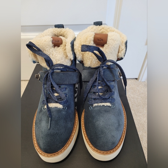 Brand New Coach Urban Hiker Suede Boots - Denim colour - 8B - Picture 4 of 9